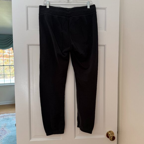 Under Armour Women's Fleece Sweatpants -- Medium - Picture 2 of 2